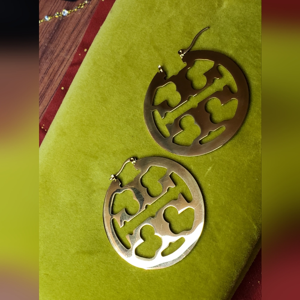 Beautiful inspired jewelry ✨️